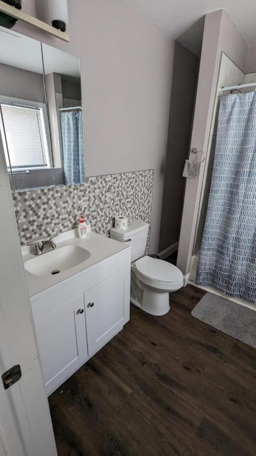 Private Room And Bathroom Провиденс Экстерьер фото
